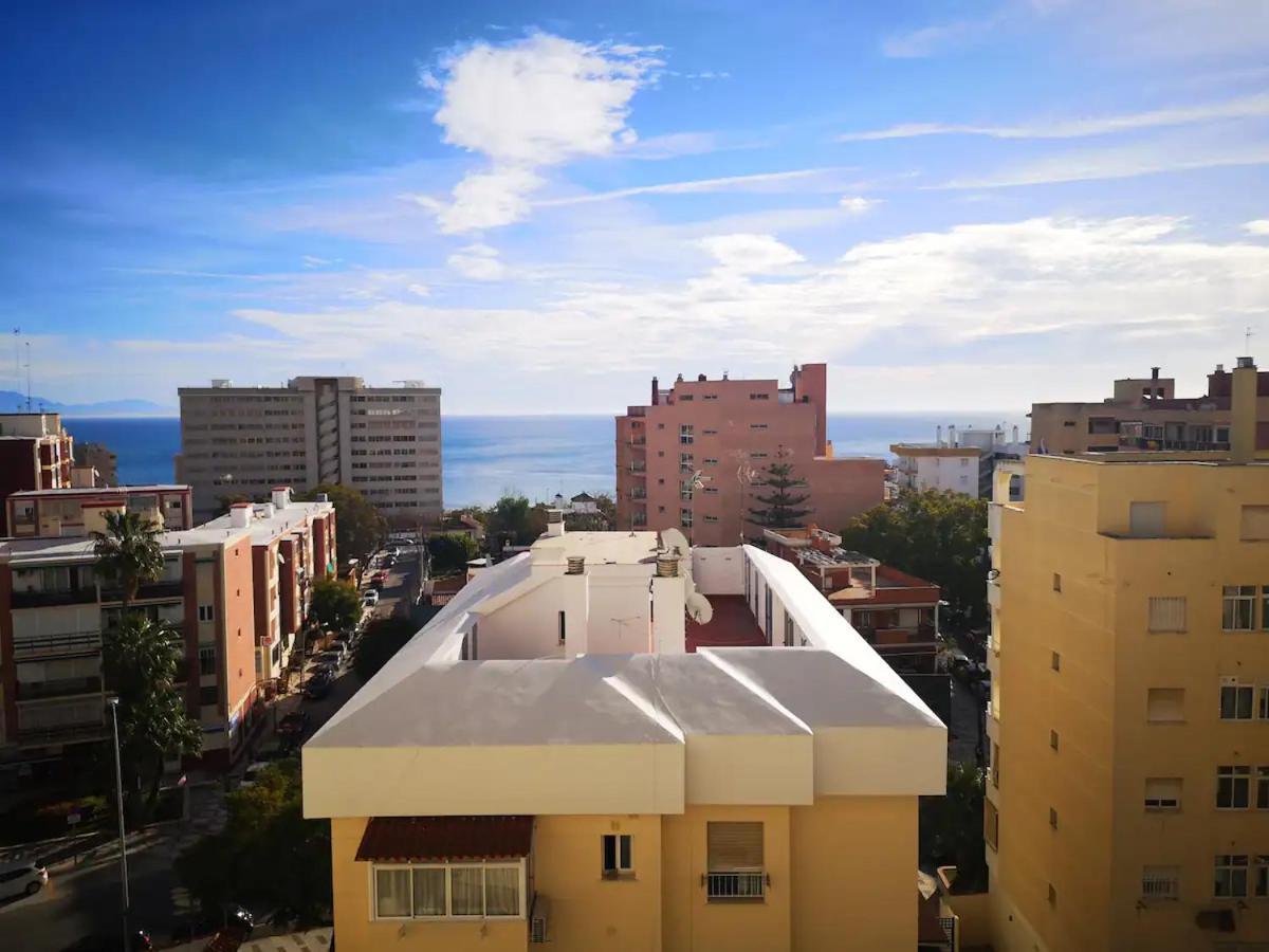 トレモリノスBonito, Luminoso Y Centrico Apartamento Con Piscina Y Vistas Al Marアパートメント エクステリア 写真