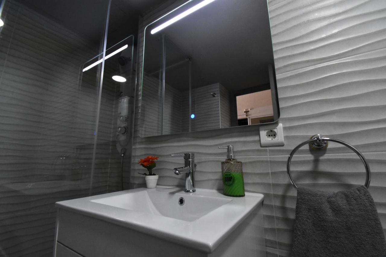 トレモリノスBonito, Luminoso Y Centrico Apartamento Con Piscina Y Vistas Al Marアパートメント エクステリア 写真